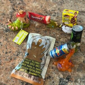 Zuru’s Mega Gross Minis - Lot of 5 figures